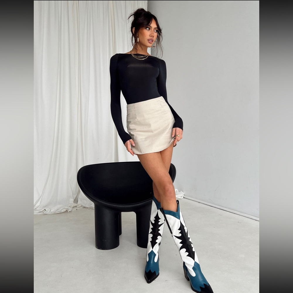 Princess Polly Gatewood Long Sleeve Bodysuit